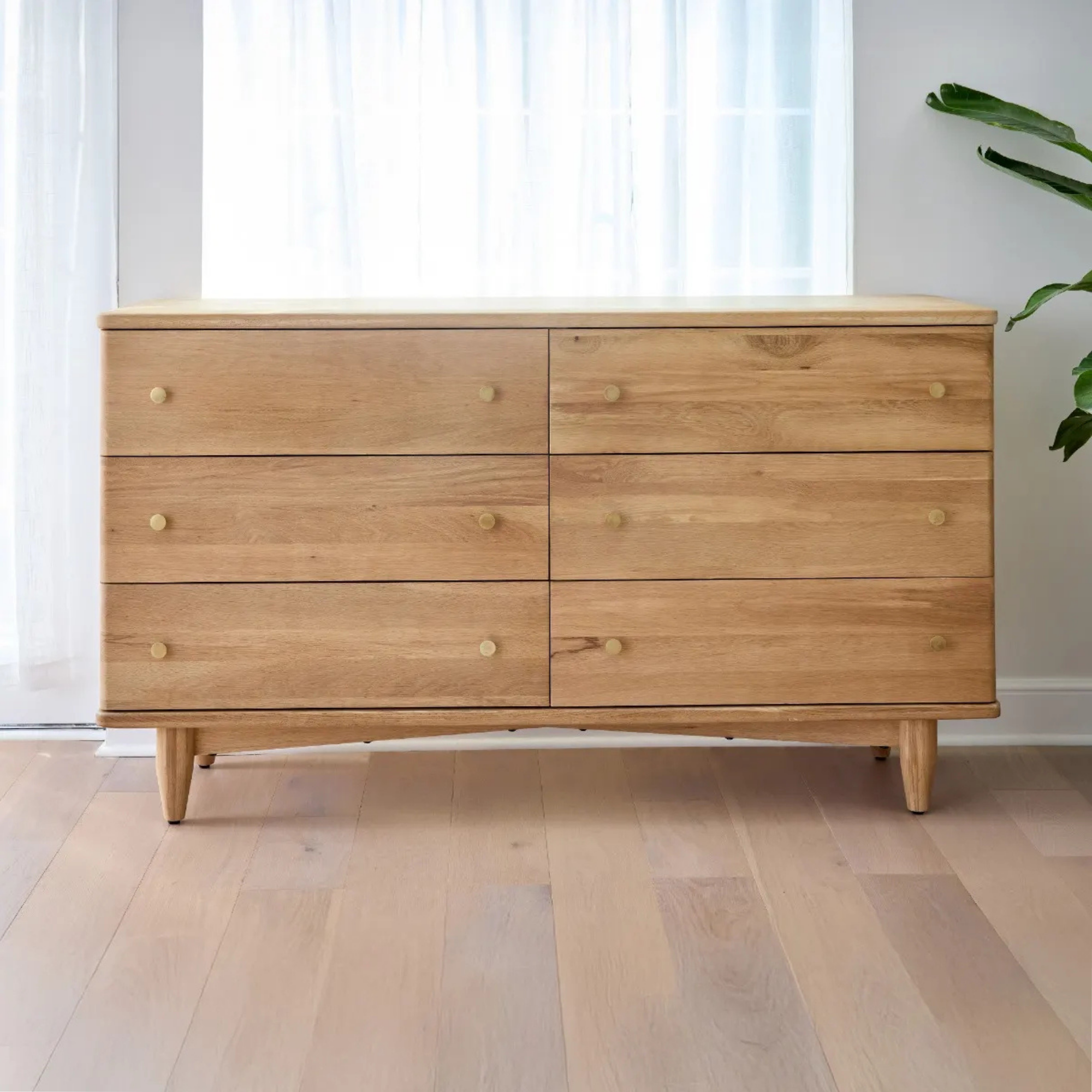 Duna Verde FSC-Certified White Oak Dresser