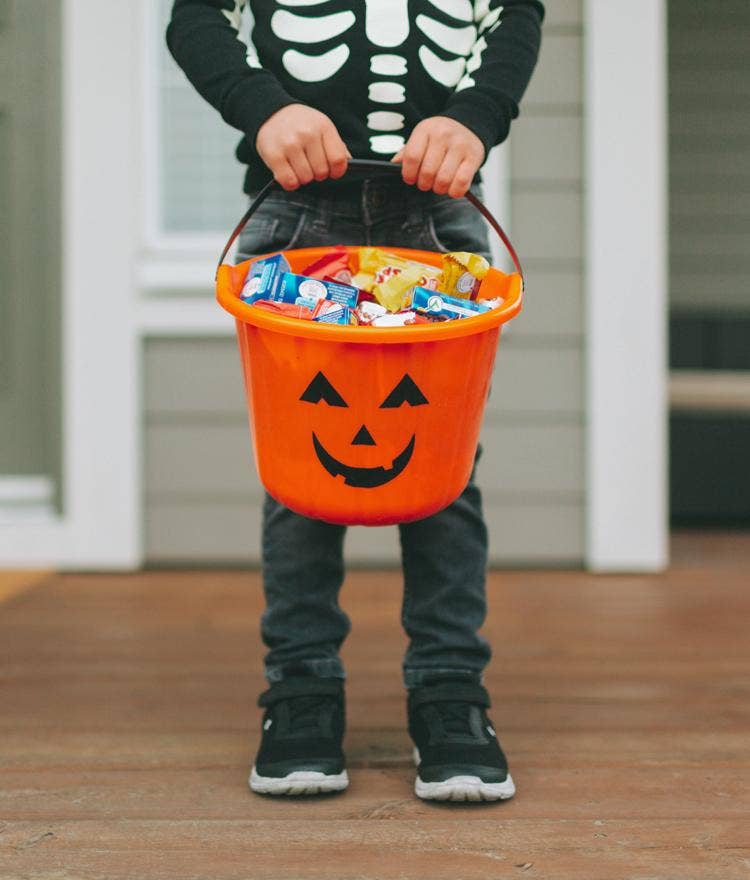 Can Your Kids Have Both Sugar and Sleep This Halloween? 