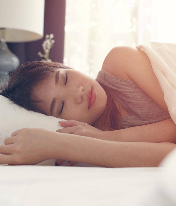 5 Ways Your Body Is Telling You It’s Time for Bed… Now! 