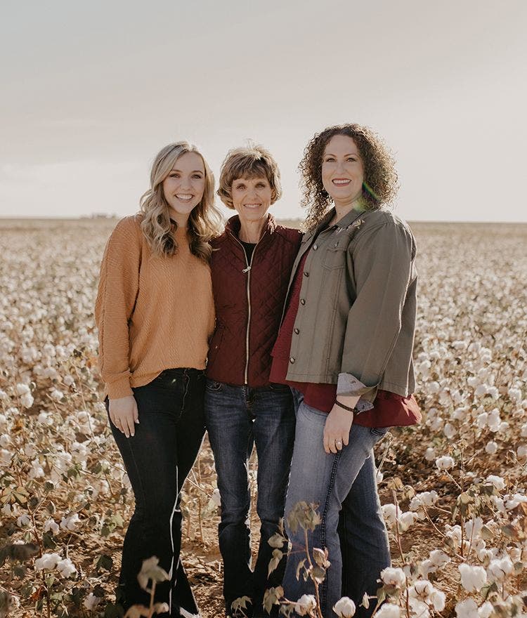 women in organic cotton field