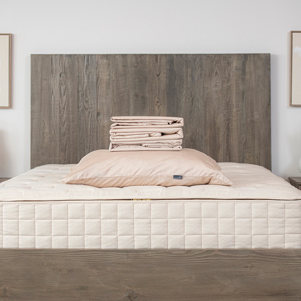 Organic Cotton Sateen Sheets + Pillowcases