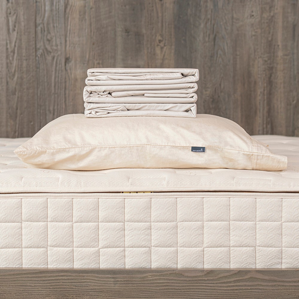 Organic Cotton Sateen Sheets + Pillowcases for Kids