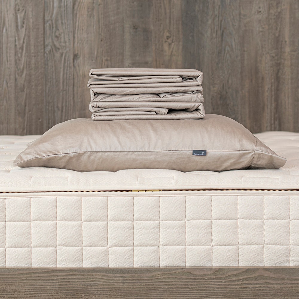 Organic Cotton Sateen Sheets + Pillowcases for Kids