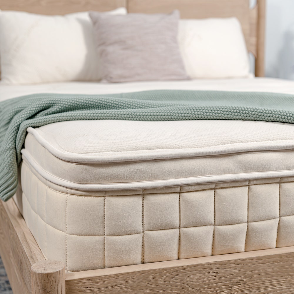 Concerto Plush Pillow Top Organic Mattress (Latex Hybrid Mattress)