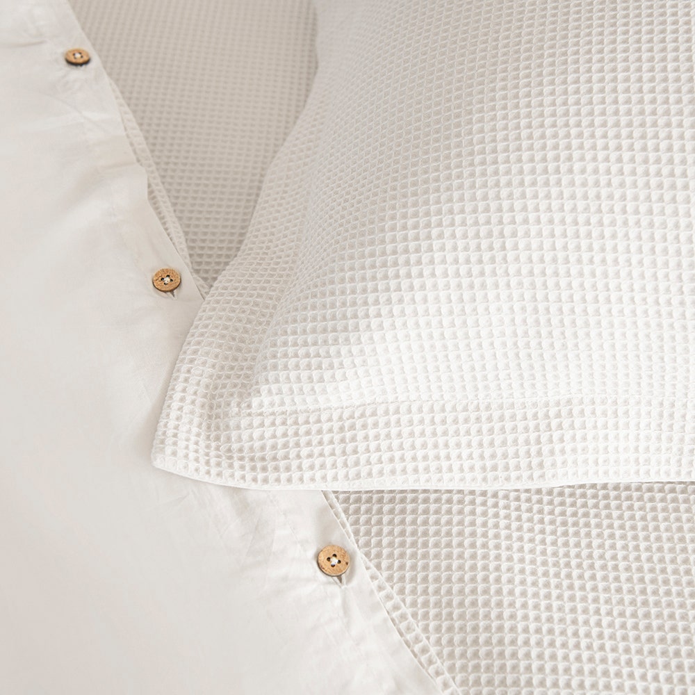 Waffle fabric duvet cover and sham set