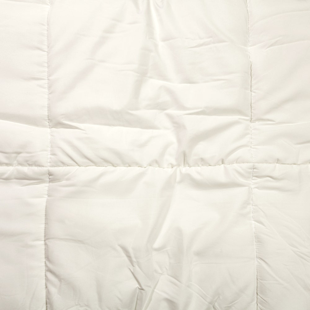 Stitch-through box pattern